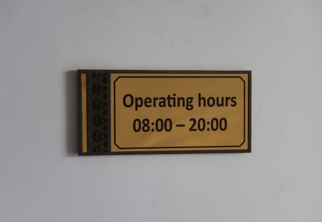 121
